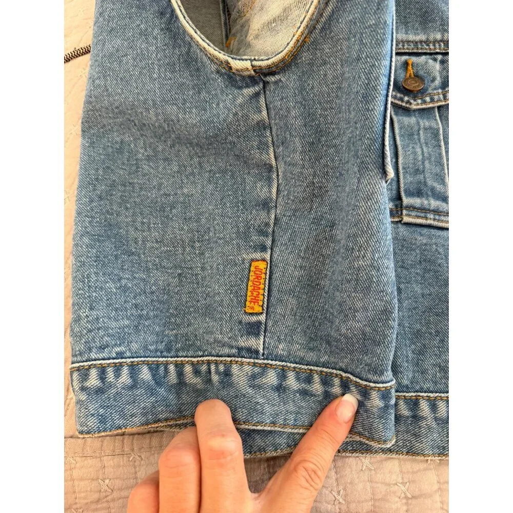 Jordache Womens Vintage Cropped Denim Vest Size Large Blue Cotton Stonewashed - Picture 3 of 7